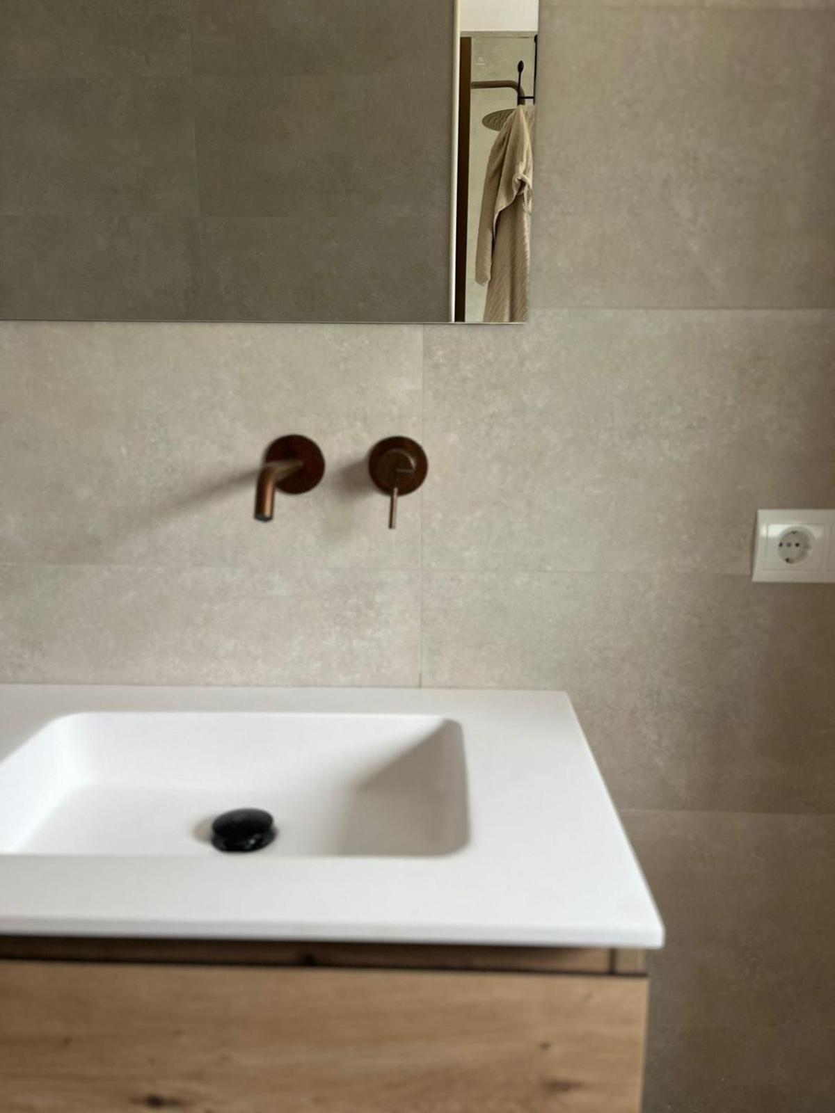 Calella De Palafrugell - Piso Reformado Con Piscina, Wifi Y Parking Gratuito Leilighet Eksteriør bilde